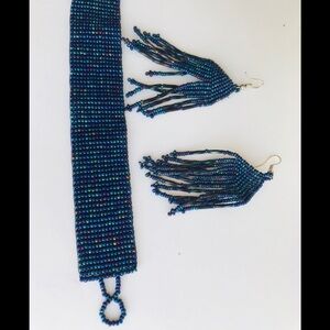 Iridescent Beaded bracelet and earrings set EUC